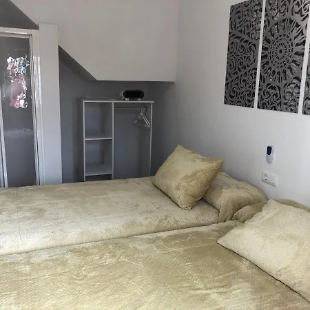 La Casita De