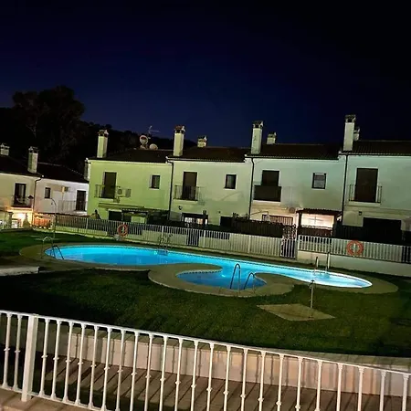 La Casita De *